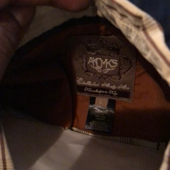 Button down - Picture 5 of 8